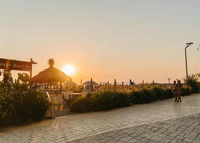 Kote's Beachfront 21 公寓