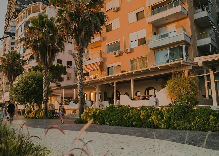 Kote's Beachfront 21 公寓